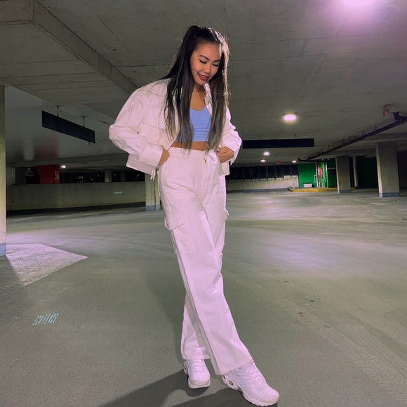 Meet your Posher, Michelle - Picture 1 of 1